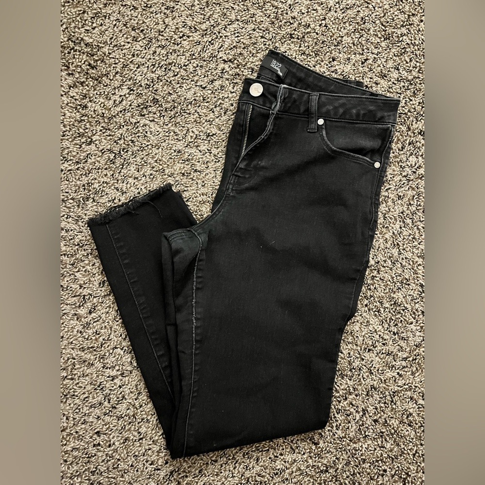 1882 denim Women's Black Jeans - Picture 7 of 7